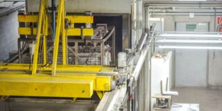 wir suchen - Mitarbeiter im Bereich  Wärmebehandlung von Aluminiumgussteilen (m/w/d)
